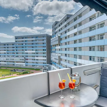 - Haus H, App 0h0506 Apartamento *